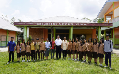 Kunjungan Kepala Departemen Diakonia HKBP